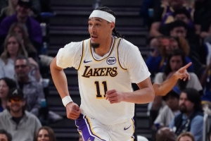 海斯：我长大的地方离这里1.5小时车程 能在父母面前比赛很兴奋