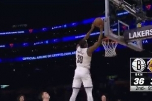 分差仅剩1分！夏普接威尔逊半场超远长传空接打停湖人