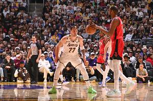 2026年NBA得分榜：东契奇1338分领跑 杜兰特第2&小卡第3 文班第6