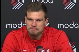 斯普利特：塞布尔不可思议防守也很棒 恨不得让他打40分钟