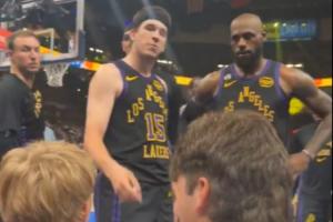 雷霆球迷嘲讽东契奇 不断重复：他真受伤了哈？他根本没受伤！