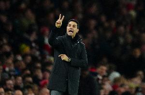 塔帅：追四冠王不是杯赛出局的原因，也不知道这是否有利联赛争冠