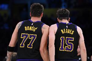 雷迪克：东里都会努力争取回归 我们的任务就是尽可能延长赛季！