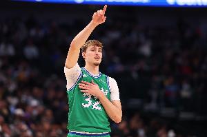 背靠背拿下96分！弗拉格再进无人之境全场狂砍45分8板9助2断1帽