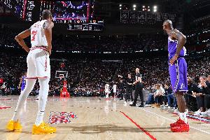 火箭自媒体：火密和湖密都想季后赛碰对方 NBA之神啊让这实现吧