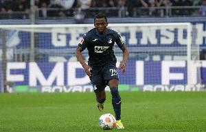 图片报：利物浦对霍芬海姆边锋图雷感兴趣，面临拜仁等队竞争