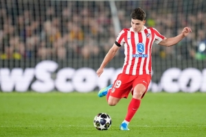 索尔斯克亚:小蜘蛛的轰门力道十足,瑟尔洛特把后卫牢牢卡住了