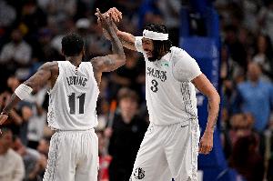 浓眉：我和欧文唯一合体那场让球迷短暂忘了卢卡 但随后我就伤了