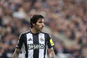 记者谈曼联中场引援：托纳利、施洛特贝克、安德森等均在考虑范围