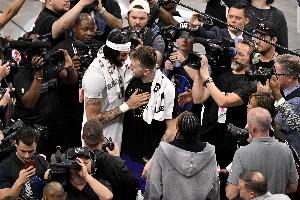 浓眉：即使我们60胜&交易来乔丹对达拉斯也无济于事 他们想念卢卡