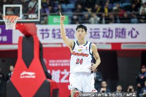 都没出汗!崔永熙仅打9分钟5中3轻松拿到7分1板1断