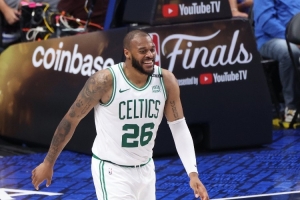 美记:塔图姆表示是蒂尔曼的肯定 坚定了他本赛季复出的想法