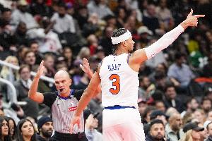 面包：绿军的计划就是放哈特投三分 哈特站出来命中多个关键球