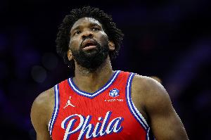 太惨了!恩比德几乎每年季后赛或季前赛开打前都要遭遇伤病