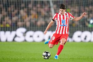 每体：巴萨签阿尔瓦雷斯尚未有具体方案，马竞不排除球员续约可能