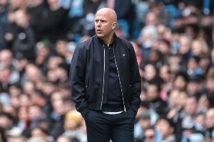 斯洛特:知道还有哪些机会摆在我们面前 不能因为要对阵巴黎分心