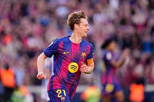 阿斯:德容入选对阵西班牙人大名单,弗里克希望他对阵马竞能首发