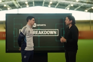 阿尔特塔:战胜葡体让球队士气高涨,我们期待举起冠军奖杯的时刻