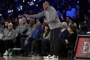 里弗斯：字母流言确实影响了更衣室 想把这支雄鹿团结在一起很难