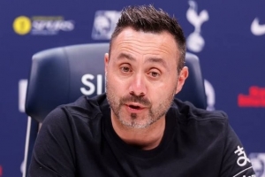 发布会首秀!德泽尔比:热刺是英超最重要俱乐部之一,相信能保级