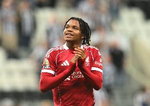 超越欧文!恩古莫哈成为最年轻为利物浦在英超打进2球的球员