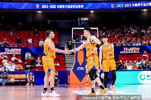 上海领先广厦4胜场+潜力赛排名优势提前锁定常规赛联盟第一！