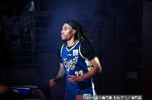 媒体人:麦考尔在场上做出的各种决定基本都合理 比刚复出时强多了