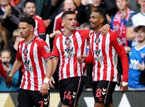 桑德兰主帅:我们的目标就是联赛前十 下赛季会沿用现在这套打法