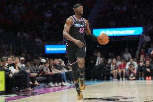 状态不错!阿德巴约首节6中5高效拿下13分4板1助1断