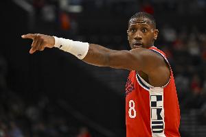 铁人！克里斯·邓恩本赛季保持全勤 快船自19年SGA&哈雷尔后首人