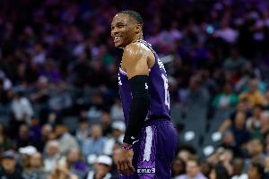 未来在哪？威少本赛季出战64场 场均15.2分5.4板6.7助1.3断