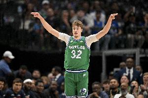 全面！状元弗拉格首个赛季场均21分6.7板4.5助1.2断 投篮46.8%