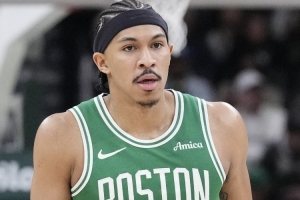 小哈珀:我们从没把自己当成绝对弱者 今天所有人都抓住了机会