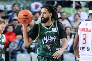 解说:杰曼·科尔就是放鸽子 还这么美化这个行为 又当又立