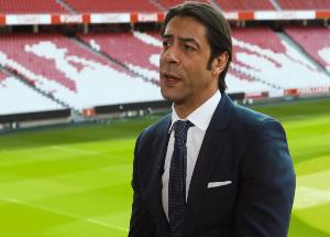 记录报：鲁伊·科斯塔希望球队后防线所有位置都能由自家青训担纲