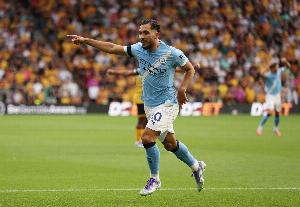 曼城征战英超仅两将22岁之前能单赛季送出10+助攻:谢尔基和萨内