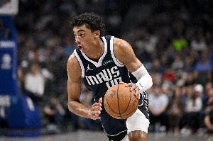 遍地开花！独行侠半场10人出场均有得分进账&4人上双 轰下80分