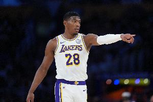 八村谈火箭：他们身体对抗强硬 运动能力出色 必须对此做好准备