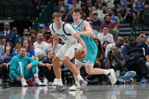 沃尔:最佳新秀我选弗拉格 他不像克尼佩尔有很多帮手