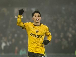 韩媒：若狼队降级黄喜灿或选择离队，今夏转会费或达1000万镑