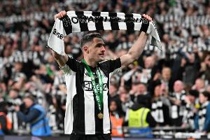 talkSPORT:沙尔可能今夏离开纽卡,球员的续约远未获得保证