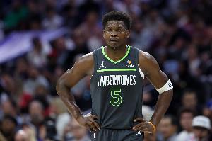 华子:有些时候确实有一直在等待季后赛的感觉 现在要全力以赴了