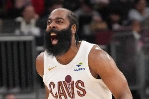 季后赛赢球多但没戒指?哈登:我不在乎 我只庆幸还能继续冲冠