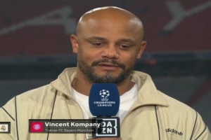 孔帕尼：球员们展现了强大的心理素质 我对吃到黄牌感到惊讶