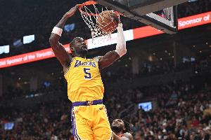 艾顿：对身披紫金战袍的季后赛首战我非常期待 会拼尽全力