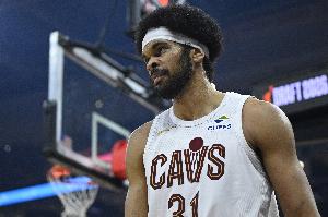 阿伦：对阵猛龙就像在下国际象棋 大家能互相拆招