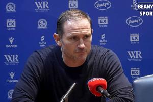 神灯发量堪忧！47岁兰帕德率考文垂时隔25年升级，赛后头发引热议