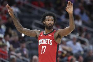 火记：伊森是火箭为数不多表现出色的球员 G2值得更多上场时间