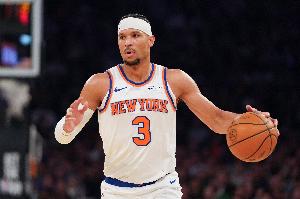 高效全面！哈特半场4投2中 拿到4分6篮板2助攻1抢断